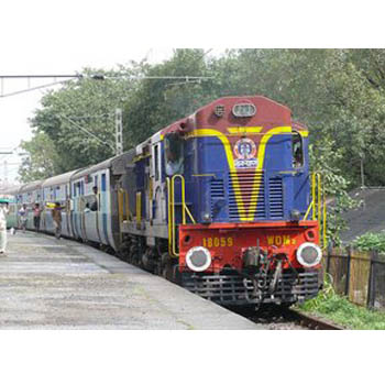 Diva-Roha train cancelled after bomb scare